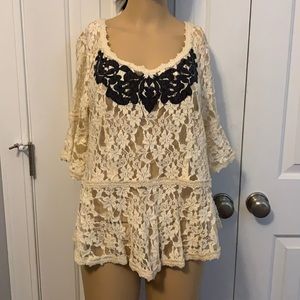 Adorable lacy top.
